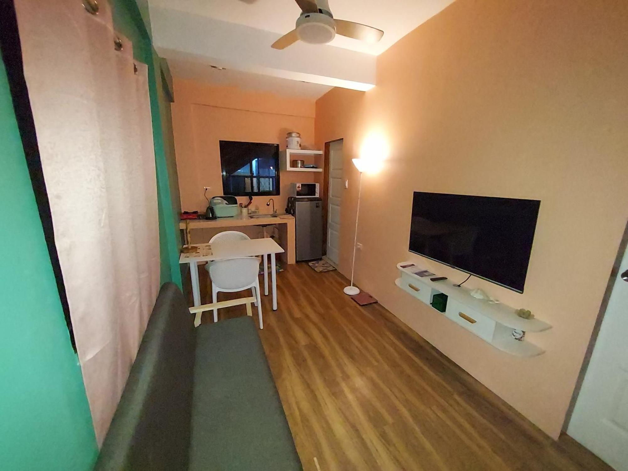 Отель Danny'S Den Boracay Manoc-Manoc Экстерьер фото